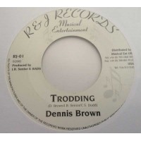 Dennis Brown - Trodding (7")